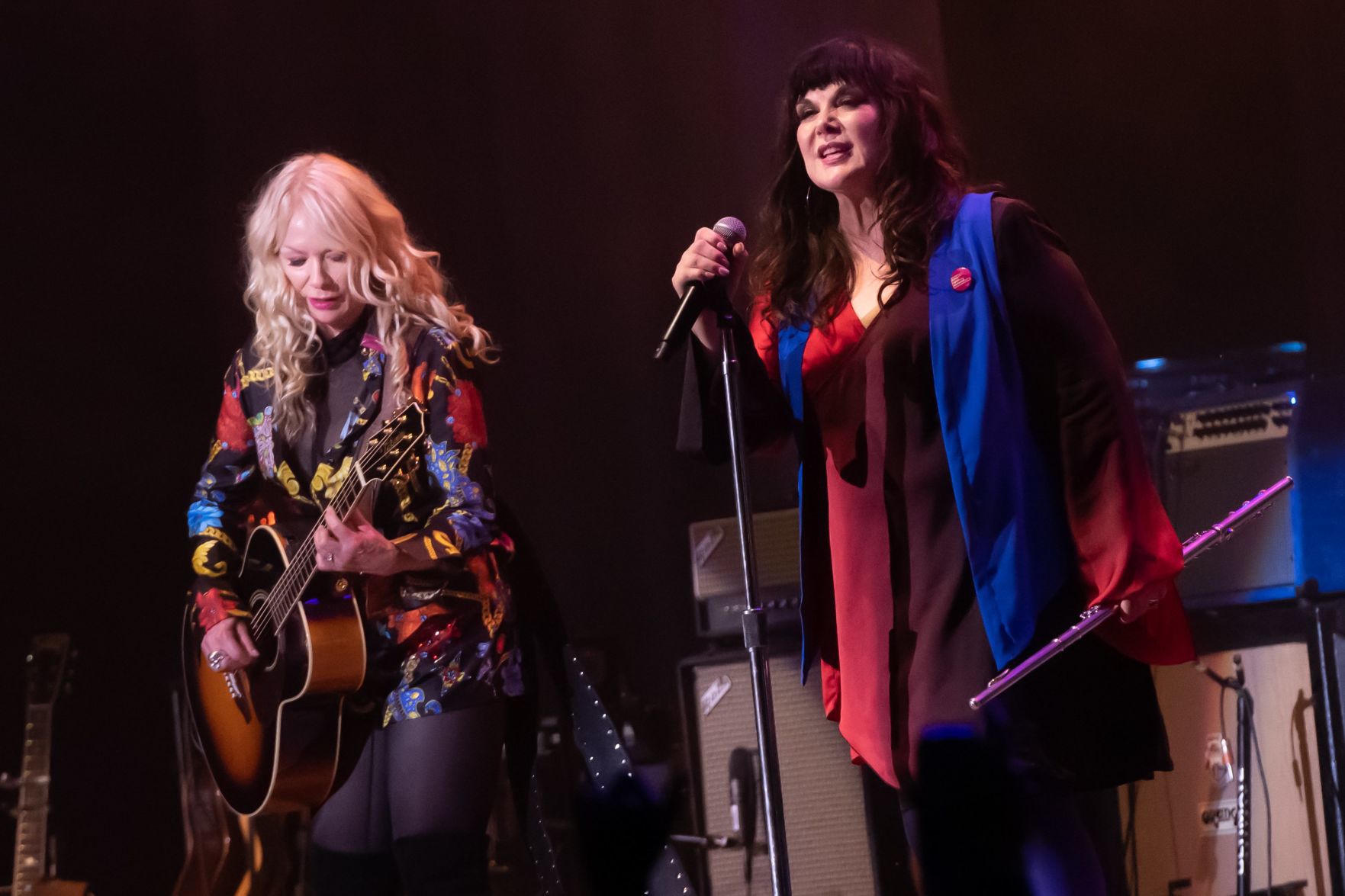 Heart kicks off 'Love Alive' tour at Hollywood Casino Amphitheatre